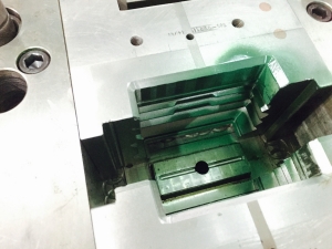 防塵罩模具F8932-3，防塵罩塑膠模具