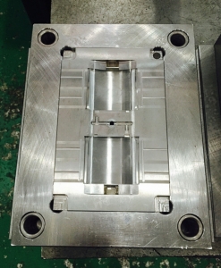 Y300422儀器塑膠制品，深圳塑膠模具廠，注塑模具加工